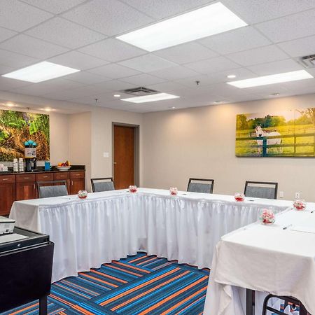 Hampton Inn & Suites Hopkinsville Bagian luar foto