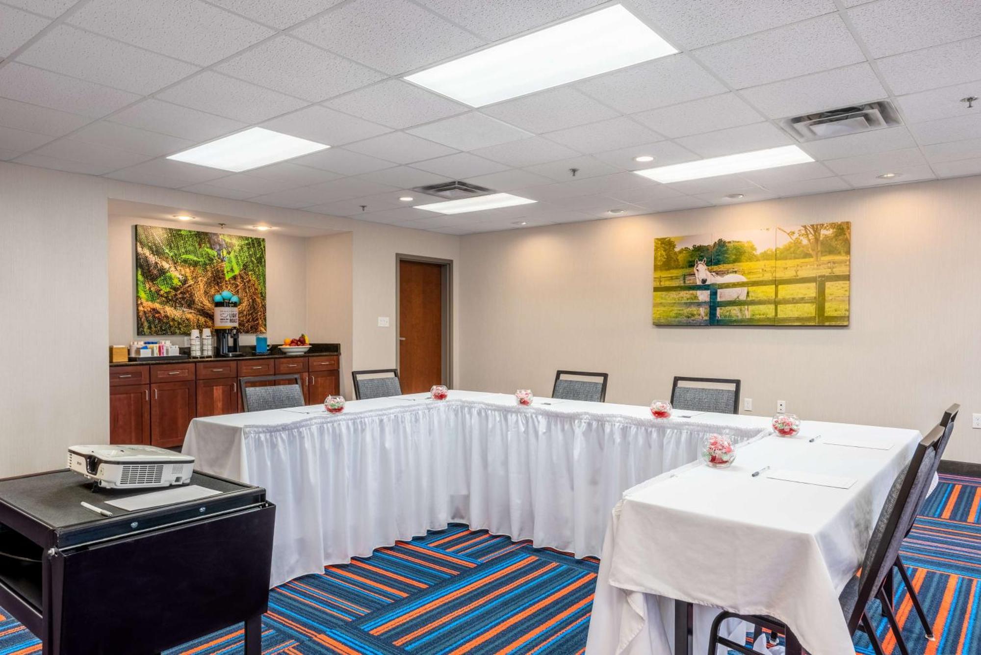 Hampton Inn & Suites Hopkinsville Bagian luar foto