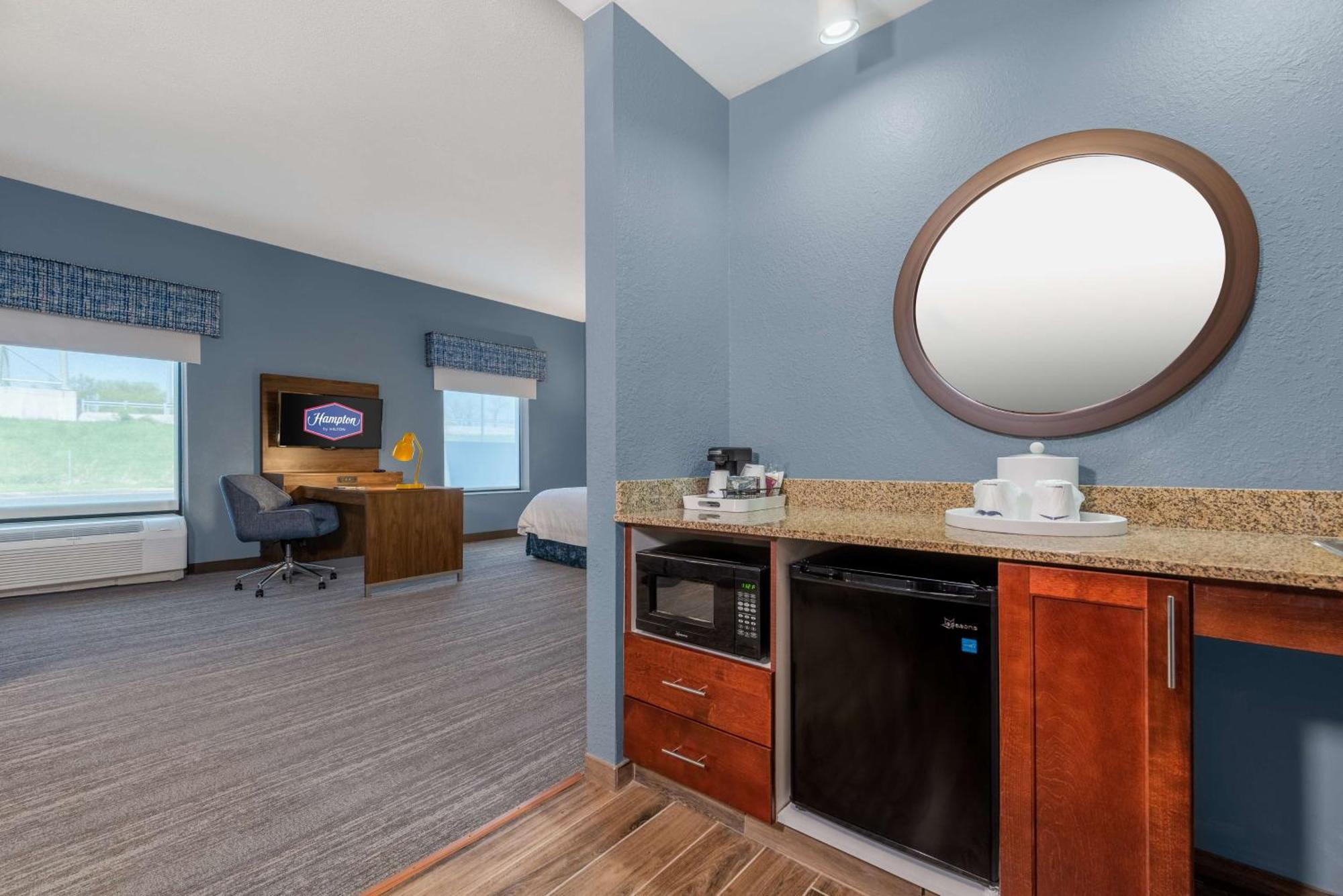 Hampton Inn & Suites Hopkinsville Bagian luar foto